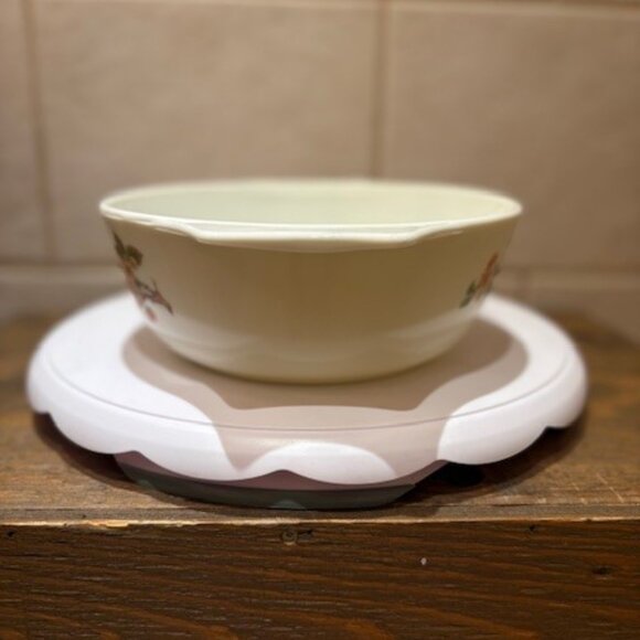 Pyrex England Casserole 1.5QT Milk Glass Cherry Blossom White Pink Spring VTG - Picture 3 of 5